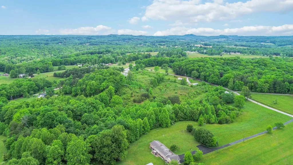 225 Highway 895 Williamsburg KY 40769