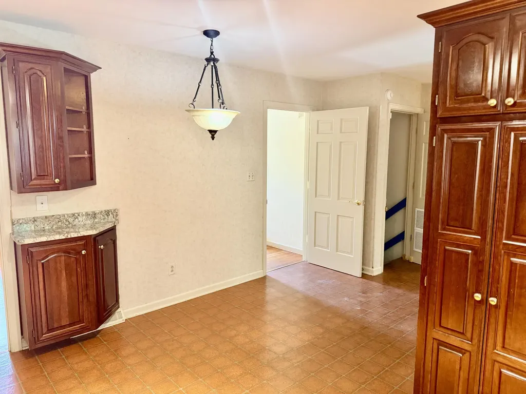 826 Glendover Cove Lexington KY 40502