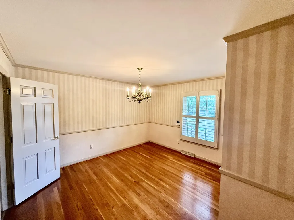 826 Glendover Cove Lexington KY 40502