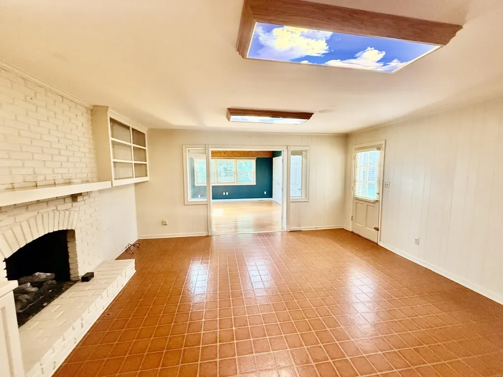 826 Glendover Cove Lexington KY 40502