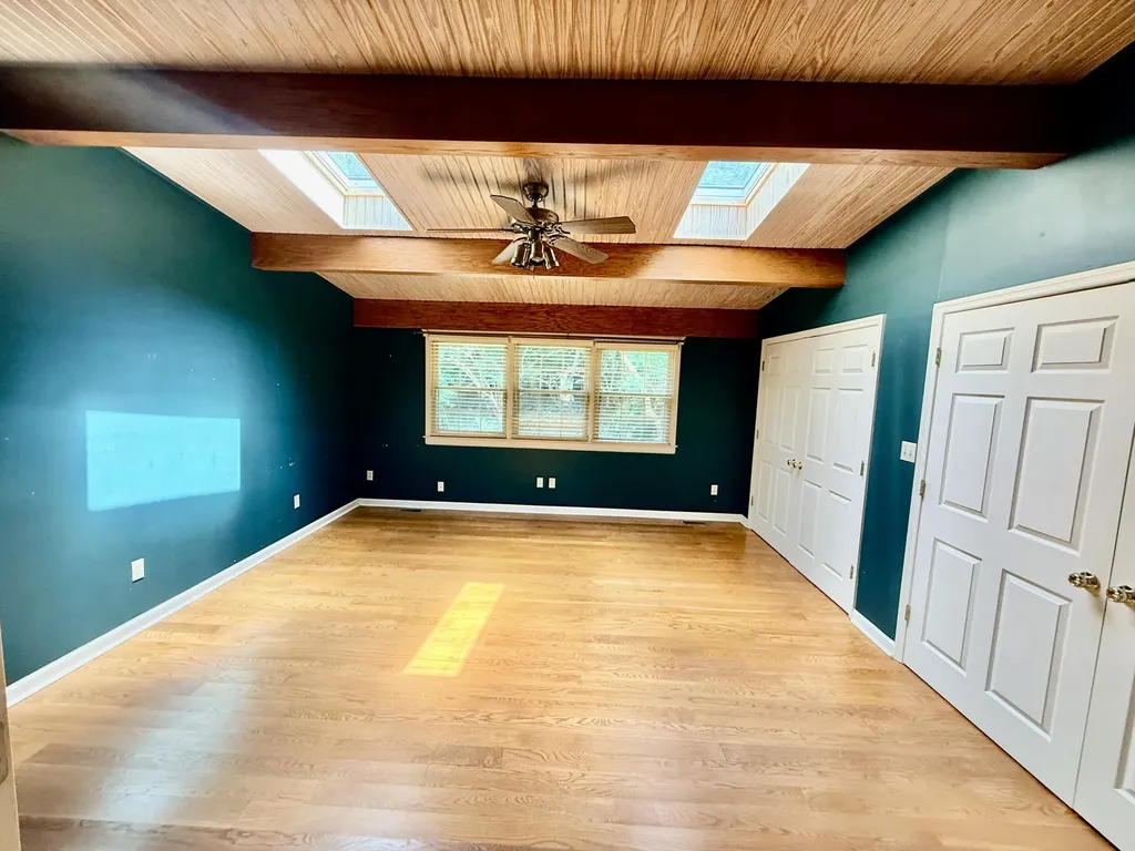 826 Glendover Cove Lexington KY 40502