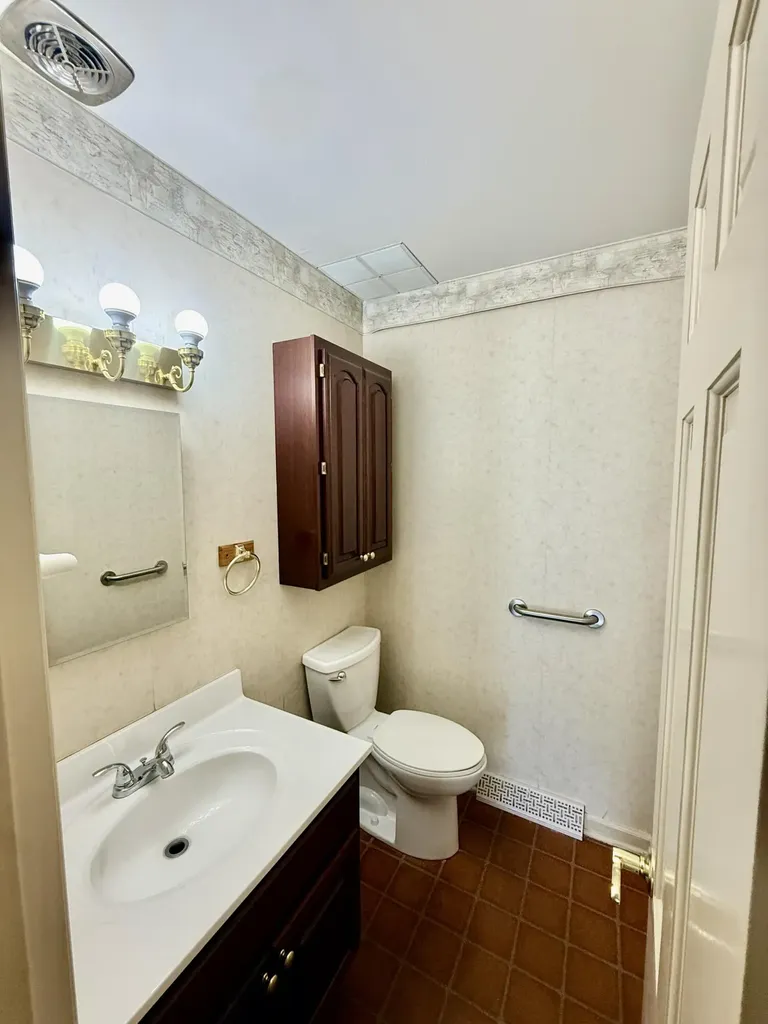 826 Glendover Cove Lexington KY 40502