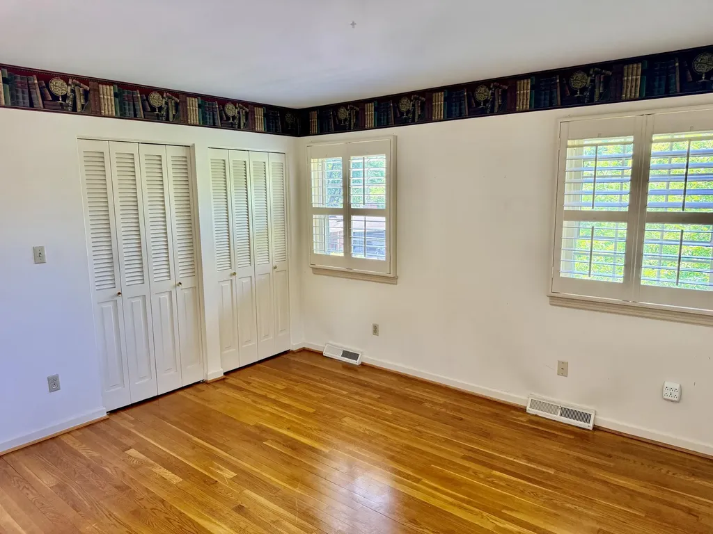 826 Glendover Cove Lexington KY 40502