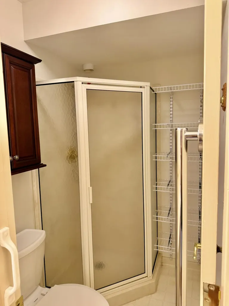 826 Glendover Cove Lexington KY 40502