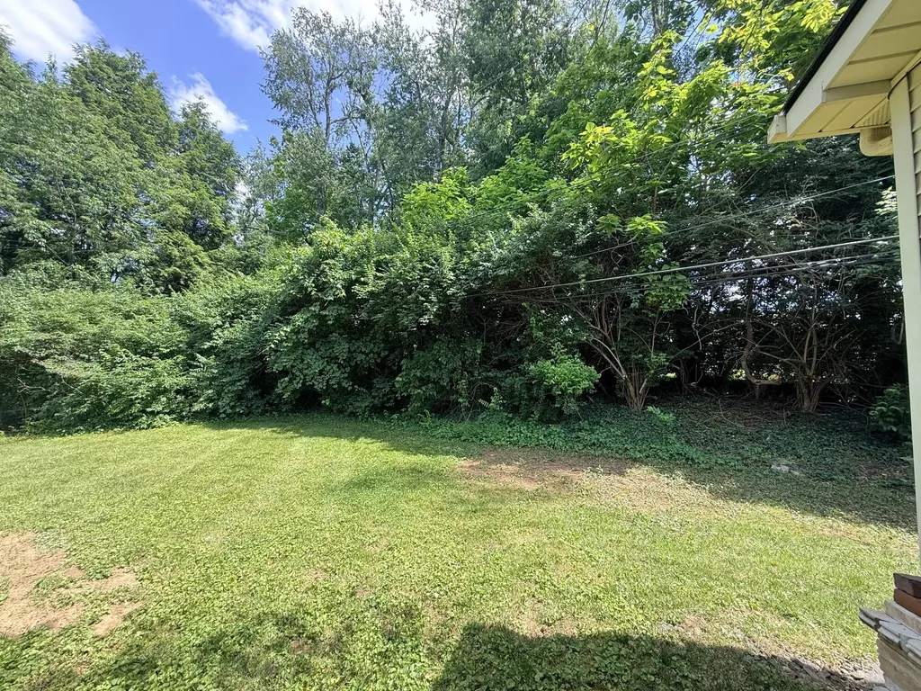826 Glendover Cove Lexington KY 40502