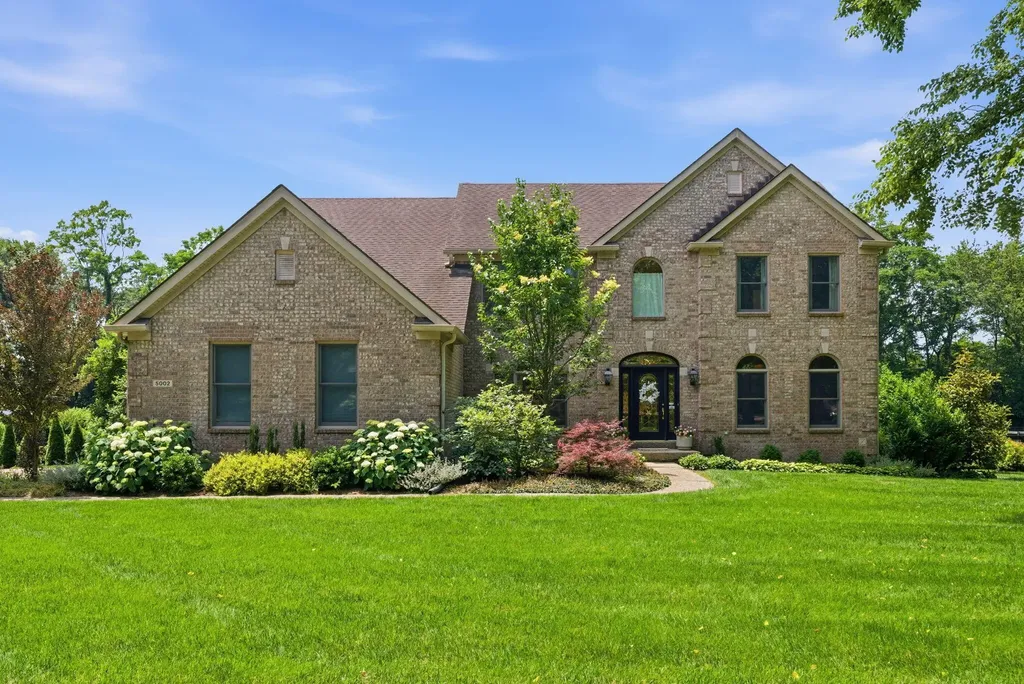 5002 Lupreese Lane Versailles KY 40383