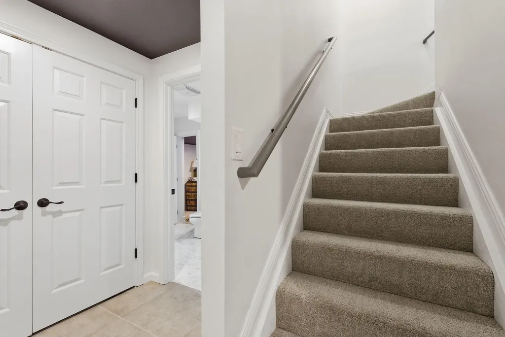 5002 Lupreese Lane Versailles KY 40383