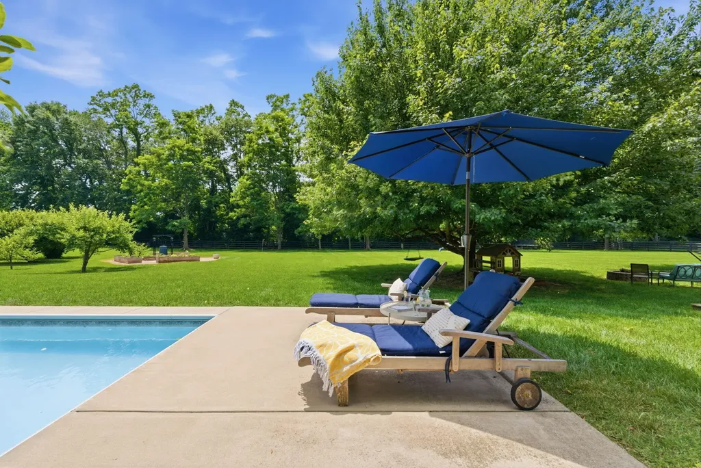 5002 Lupreese Lane Versailles KY 40383