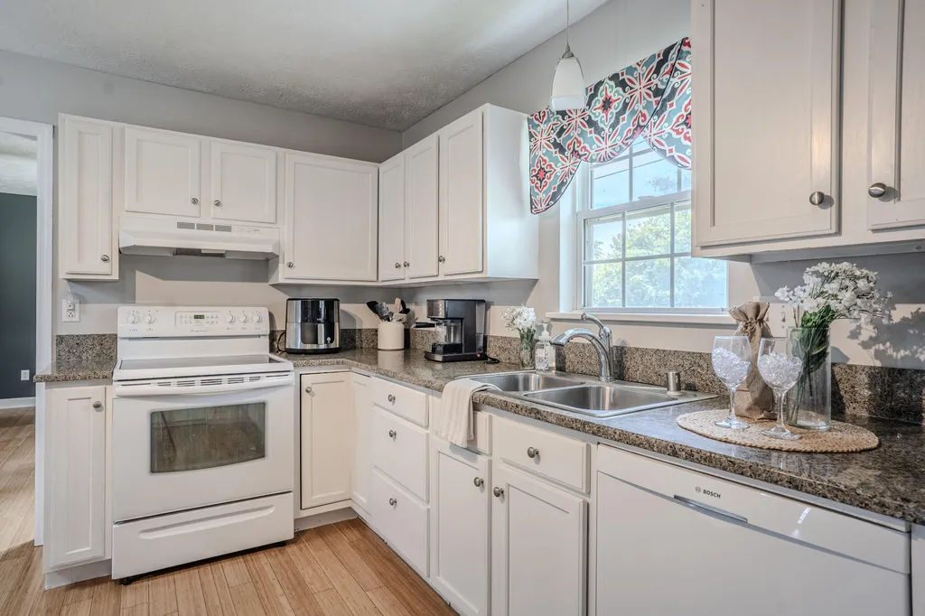 2400 English Station Drive Lexington KY 40514