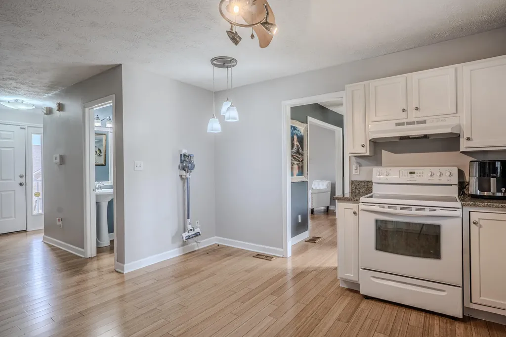 2400 English Station Drive Lexington KY 40514