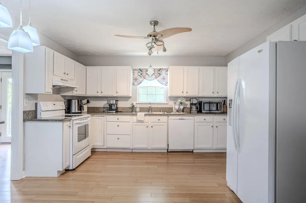 2400 English Station Drive Lexington KY 40514