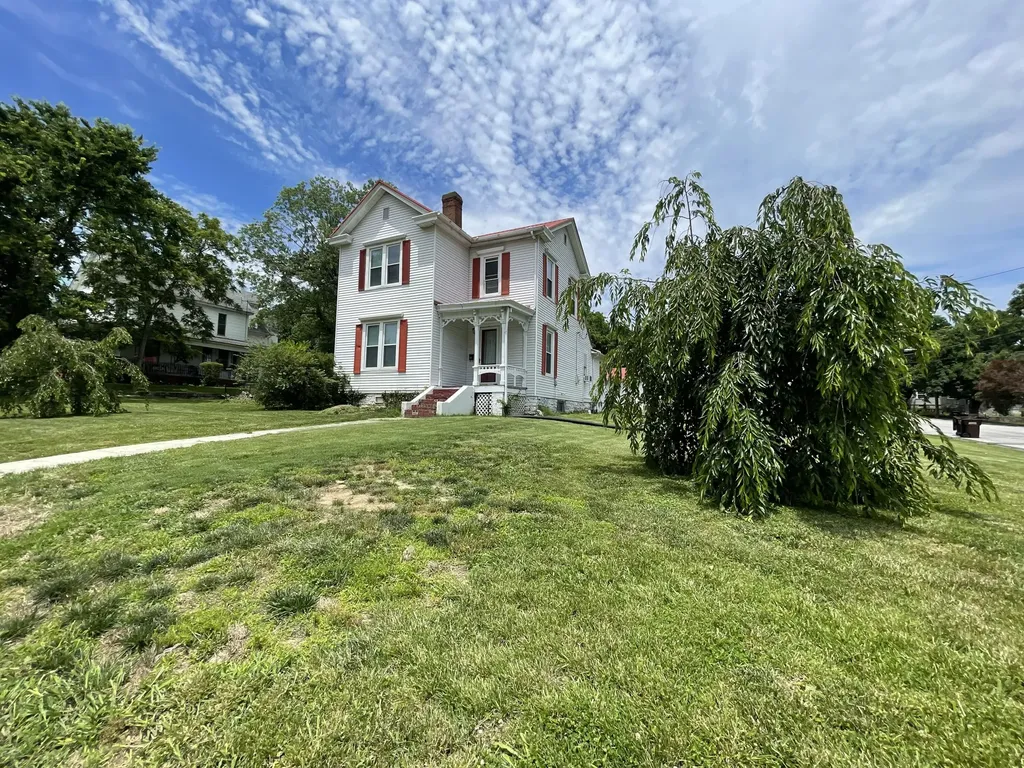302 Danville Street Lancaster KY 40444