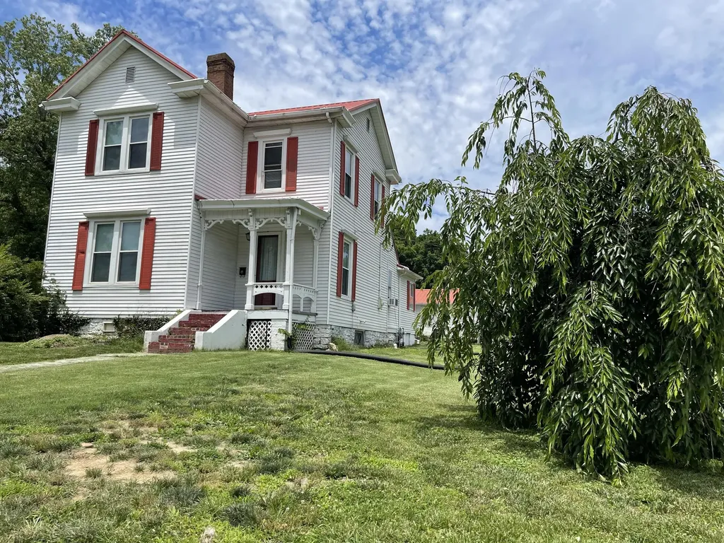 302 Danville Street Lancaster KY 40444