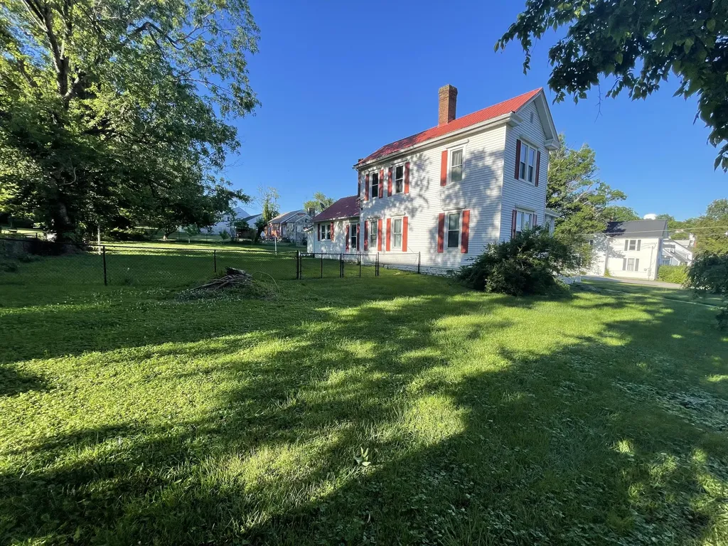 302 Danville Street Lancaster KY 40444