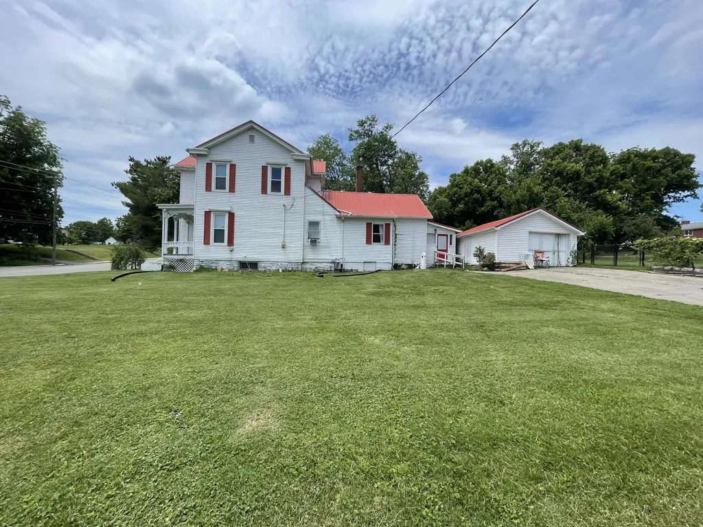 302 Danville Street Lancaster KY 40444