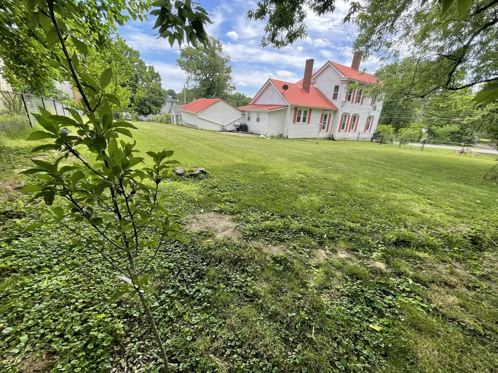 302 Danville Street Lancaster KY 40444