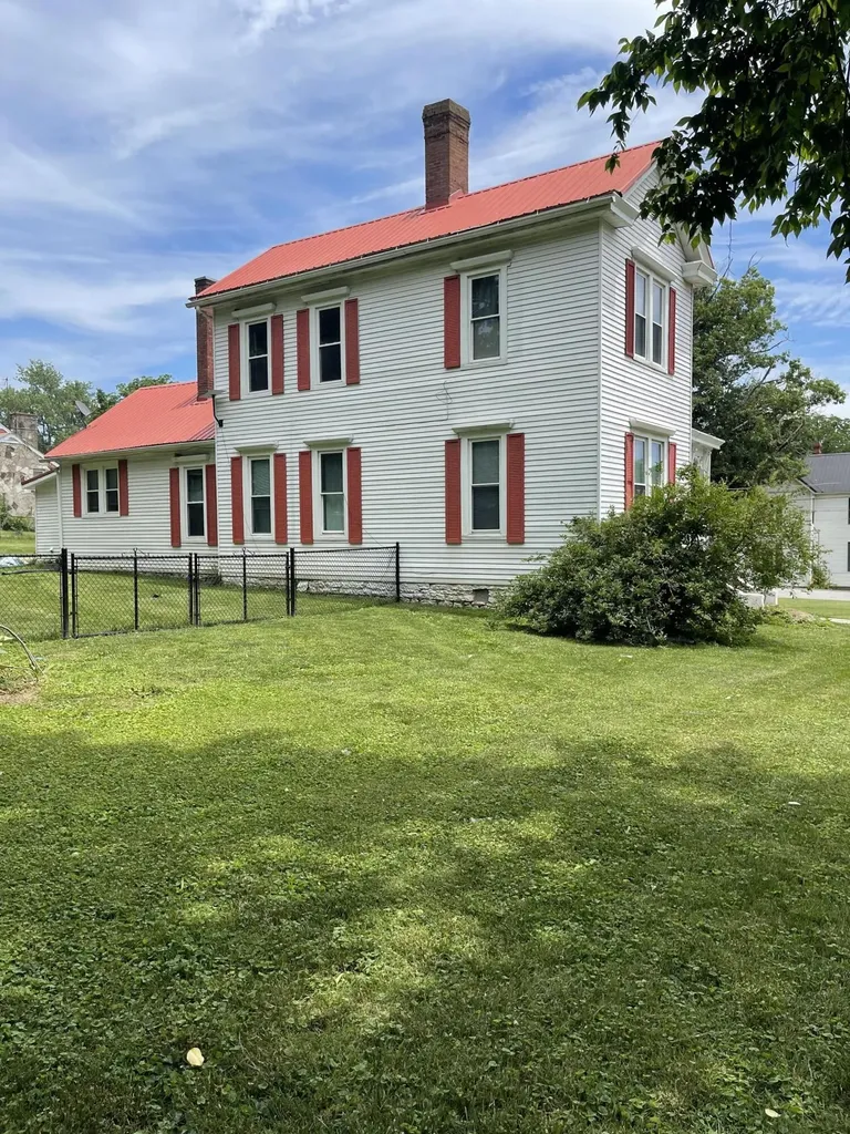 302 Danville Street Lancaster KY 40444