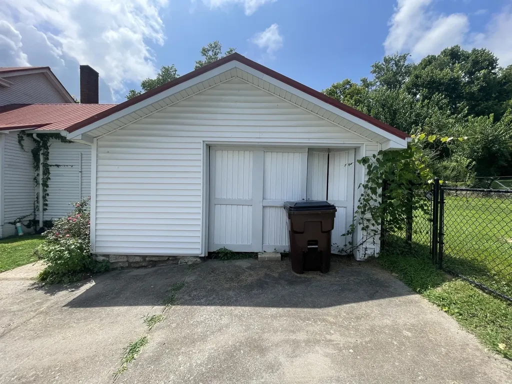 302 Danville Street Lancaster KY 40444