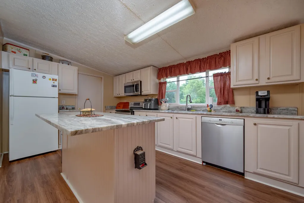 81 Hemlock Lane Morehead KY 40351