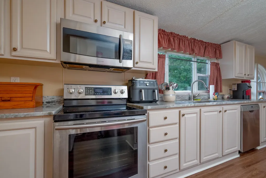 81 Hemlock Lane Morehead KY 40351