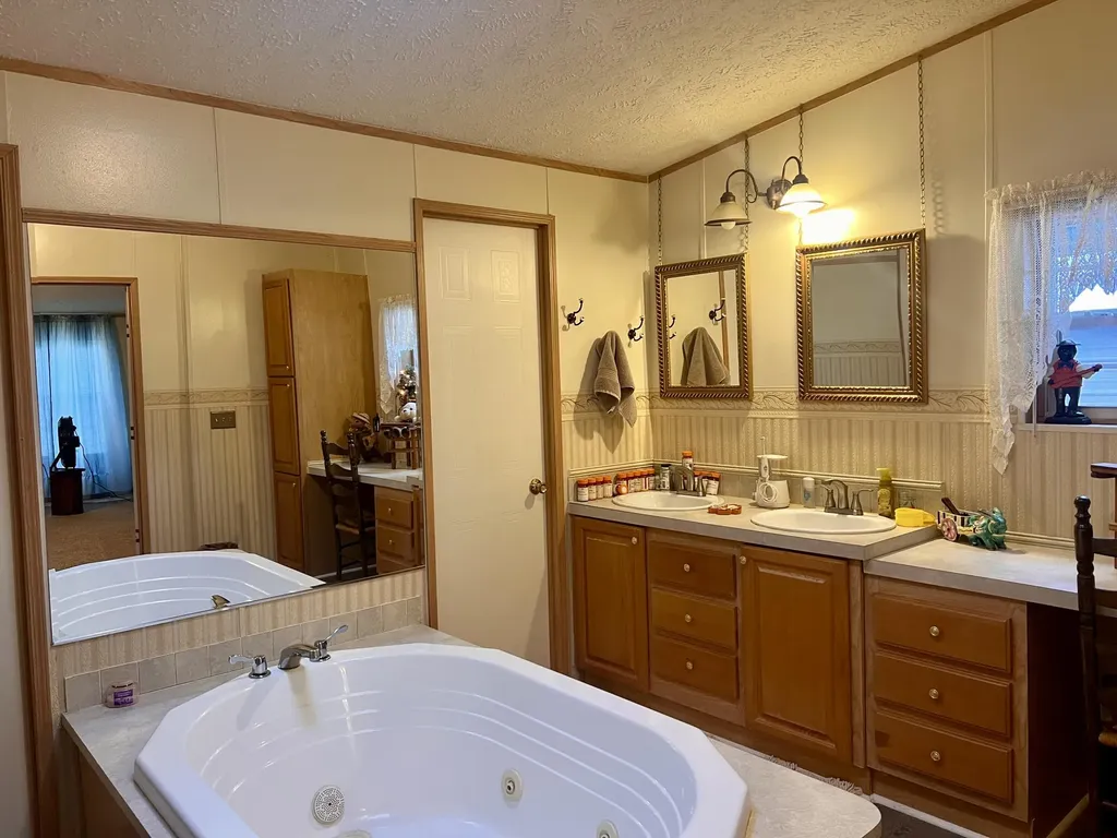 81 Hemlock Lane Morehead KY 40351