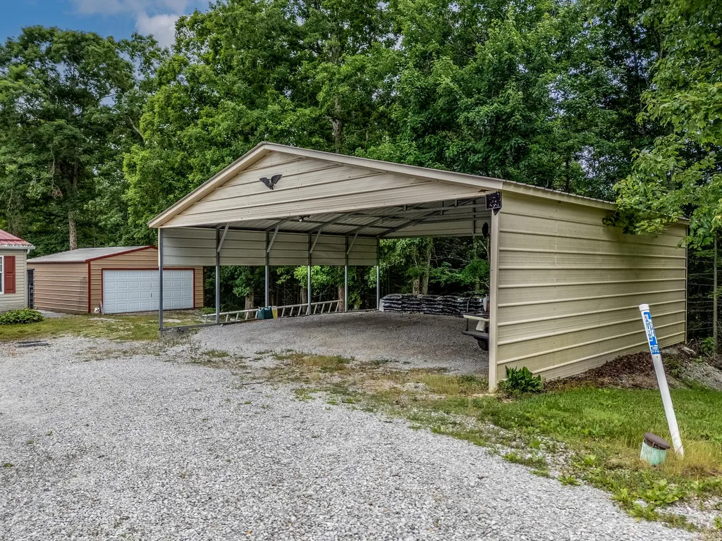 81 Hemlock Lane Morehead KY 40351