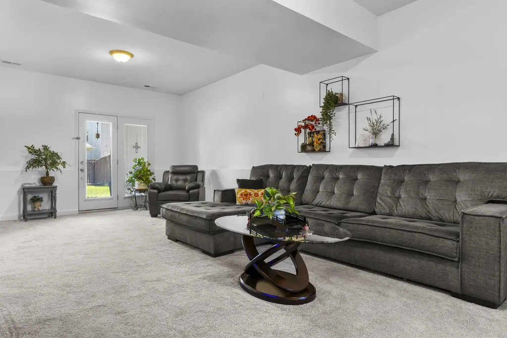 3309 Hibernia Pass Lexington KY 40509