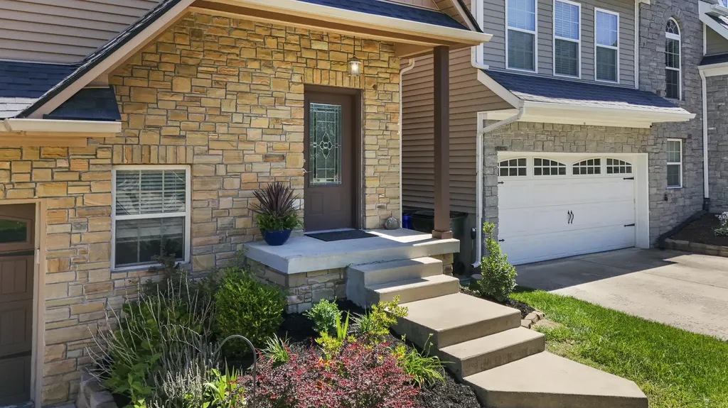 3309 Hibernia Pass Lexington KY 40509