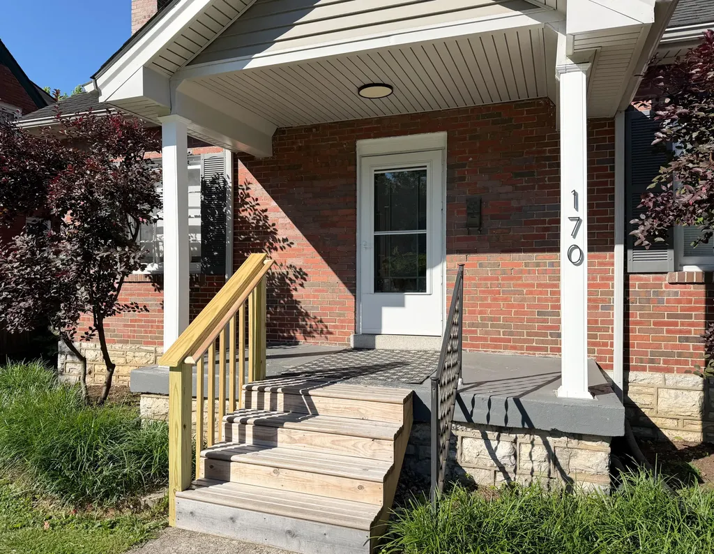 170 Burnett Avenue Lexington KY 40505