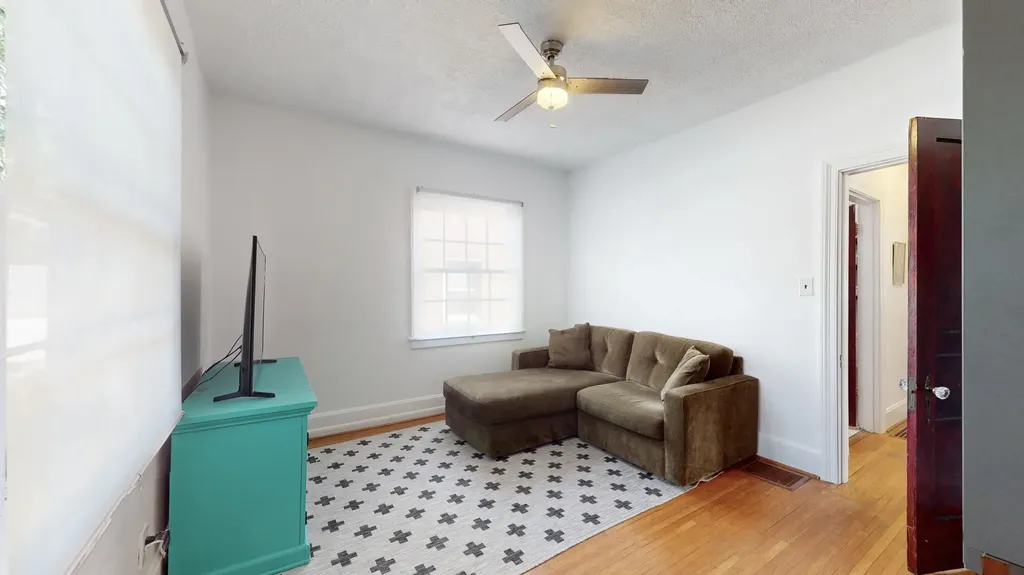 170 Burnett Avenue Lexington KY 40505