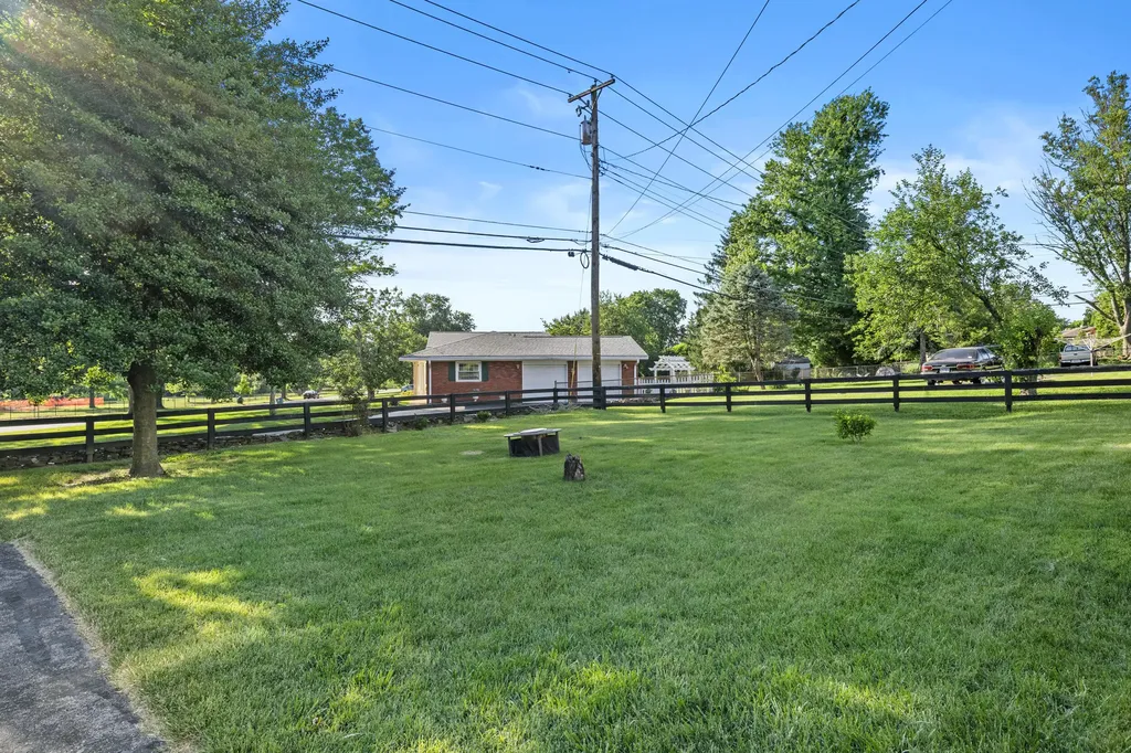 1691 Traveller Road Lexington KY 40504