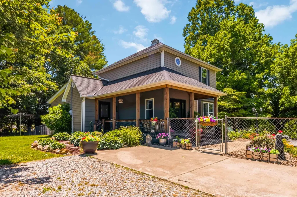 22 Taylor Subdivision Road London KY 40744