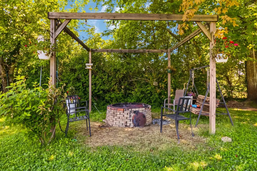 22 Taylor Subdivision Road London KY 40744