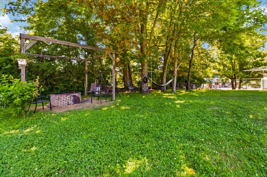 22 Taylor Subdivision Road London KY 40744