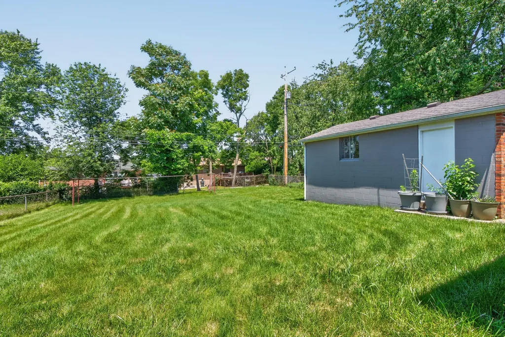 141 Newcastle Street Lexington KY 40504