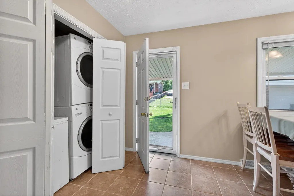 366 Tangley Way Lexington KY 40517