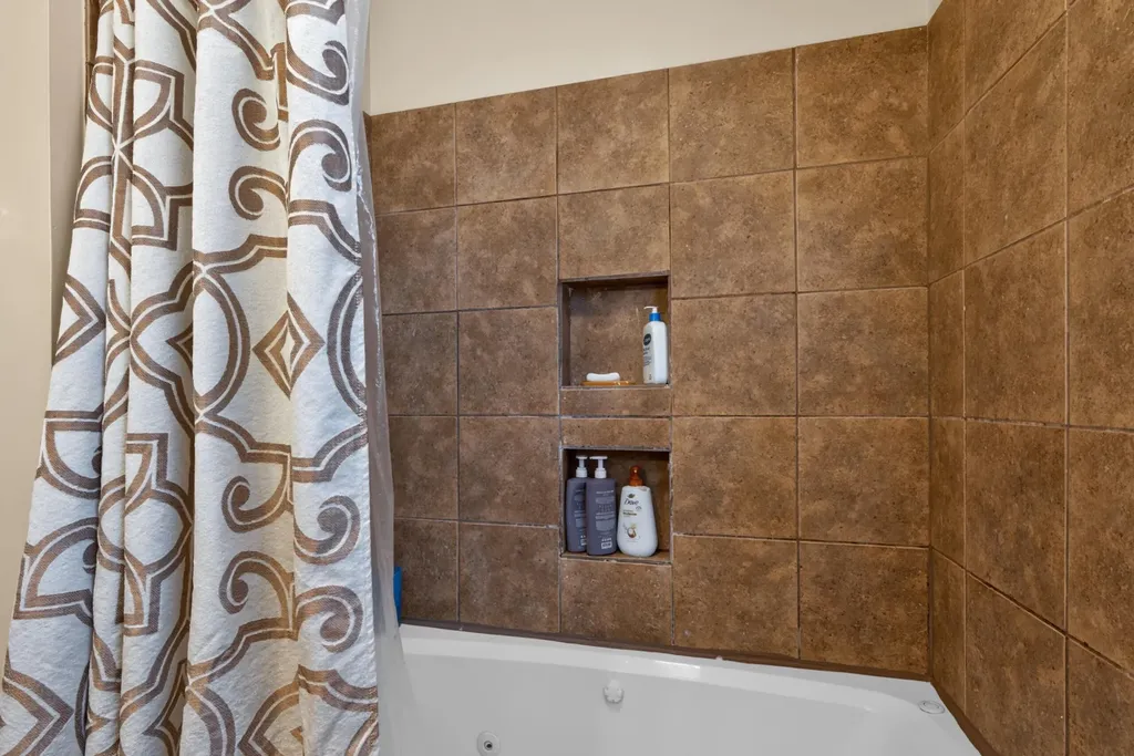 366 Tangley Way Lexington KY 40517