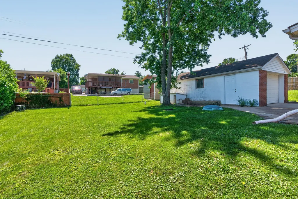 366 Tangley Way Lexington KY 40517