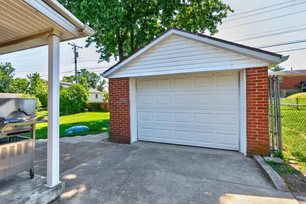 366 Tangley Way Lexington KY 40517