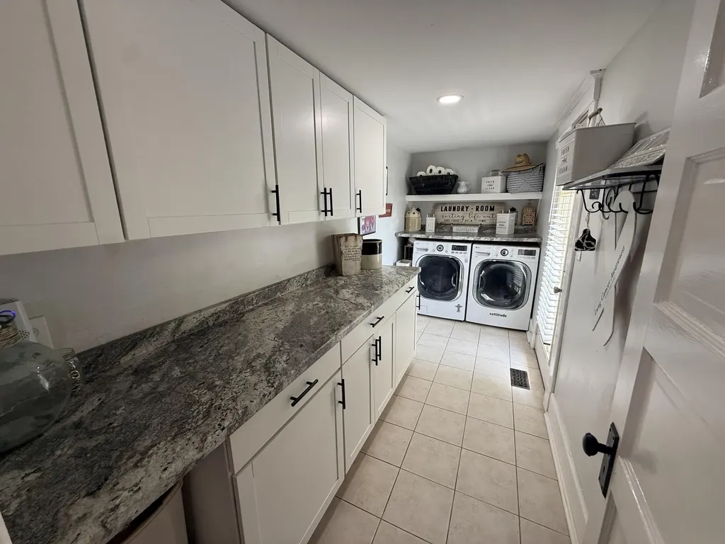 245 Sunset Avenue Richmond KY 40475