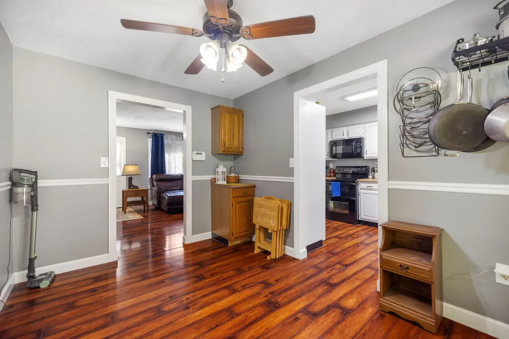1141 Little Clear Creek Road Mt Vernon KY 40456