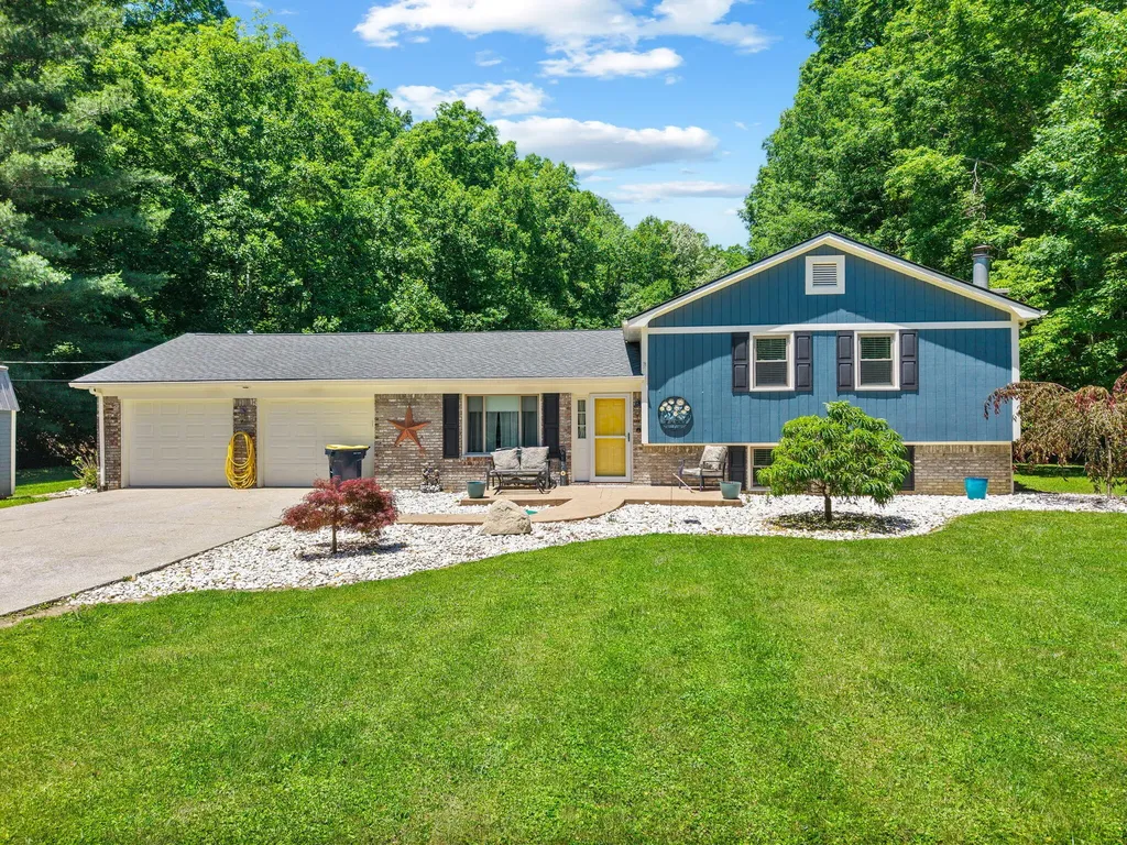 1141 Little Clear Creek Road Mt Vernon KY 40456