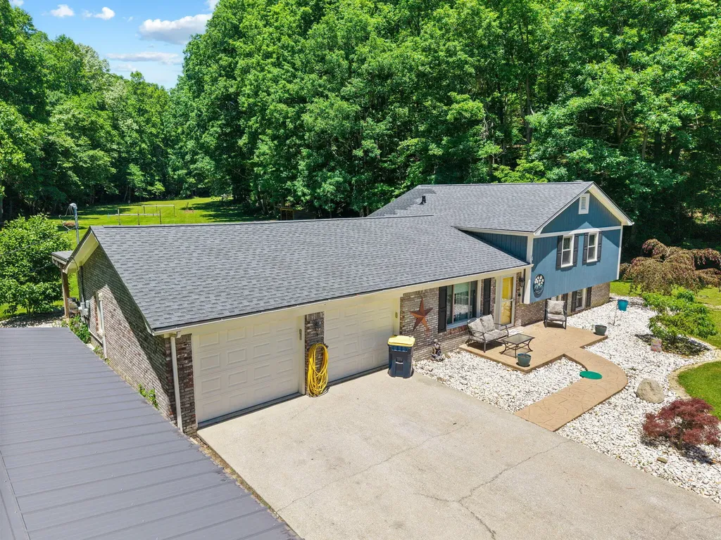 1141 Little Clear Creek Road Mt Vernon KY 40456