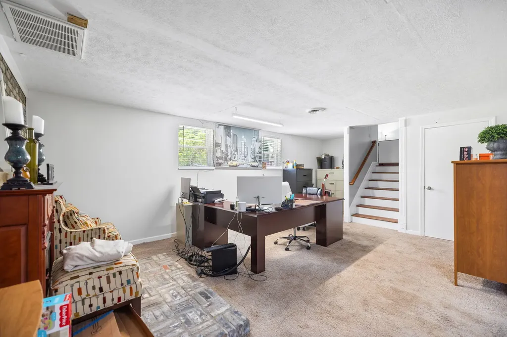 1141 Little Clear Creek Road Mt Vernon KY 40456