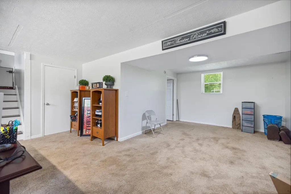 1141 Little Clear Creek Road Mt Vernon KY 40456