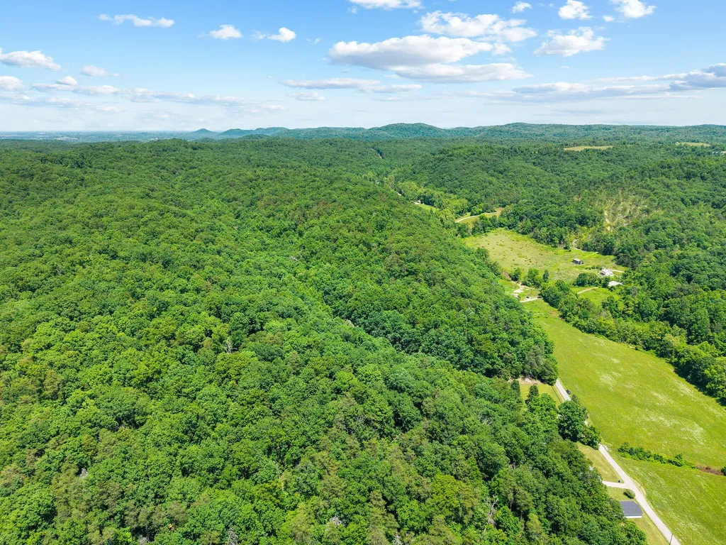 1141 Little Clear Creek Road Mt Vernon KY 40456