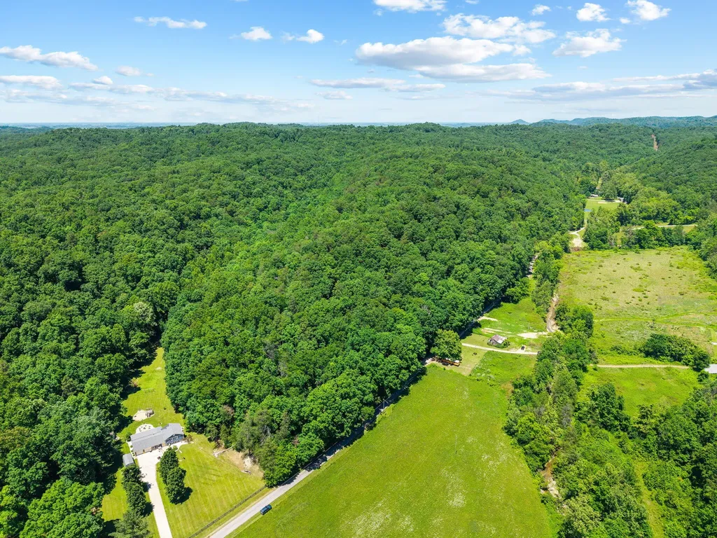 1141 Little Clear Creek Road Mt Vernon KY 40456