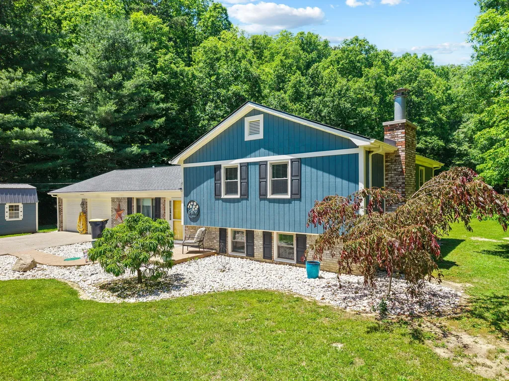 1141 Little Clear Creek Road Mt Vernon KY 40456
