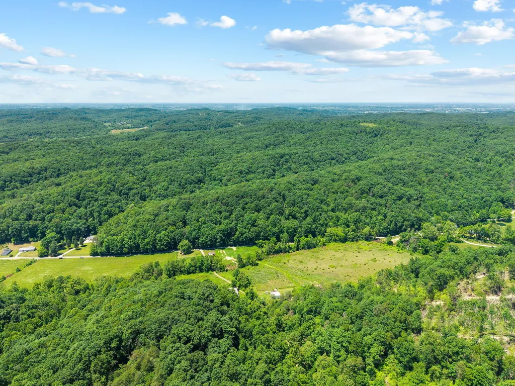 1141 Little Clear Creek Road Mt Vernon KY 40456