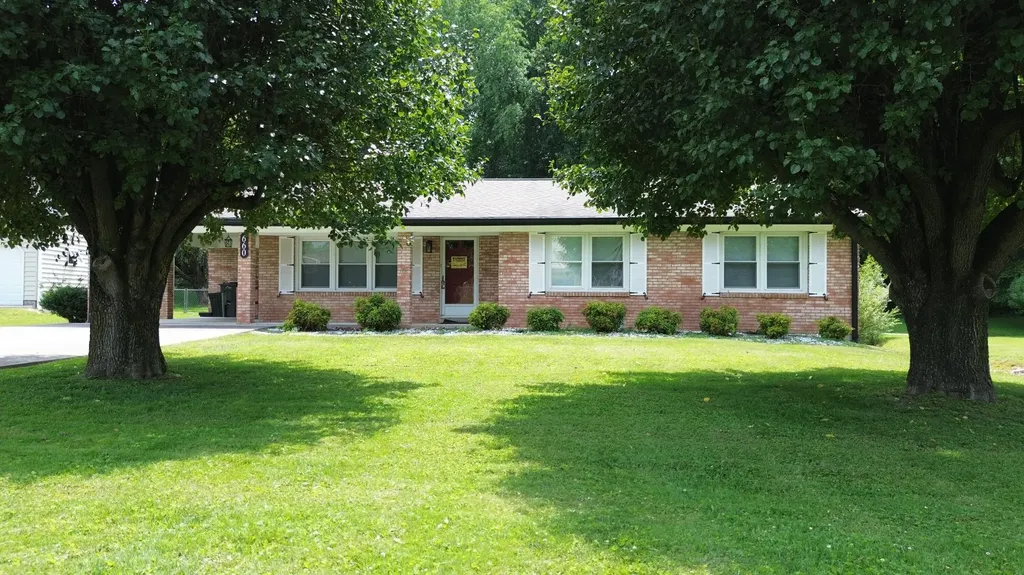 660 Oaklawn Circle Corbin KY 40701